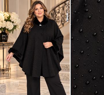 Immagine di ELEGANT CAPE WITH BEADS AND  FUR